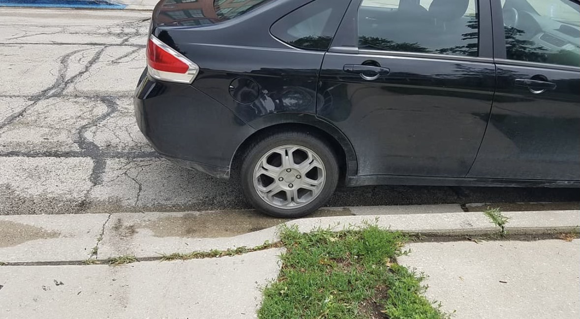 blocked driveway towing.jpeg