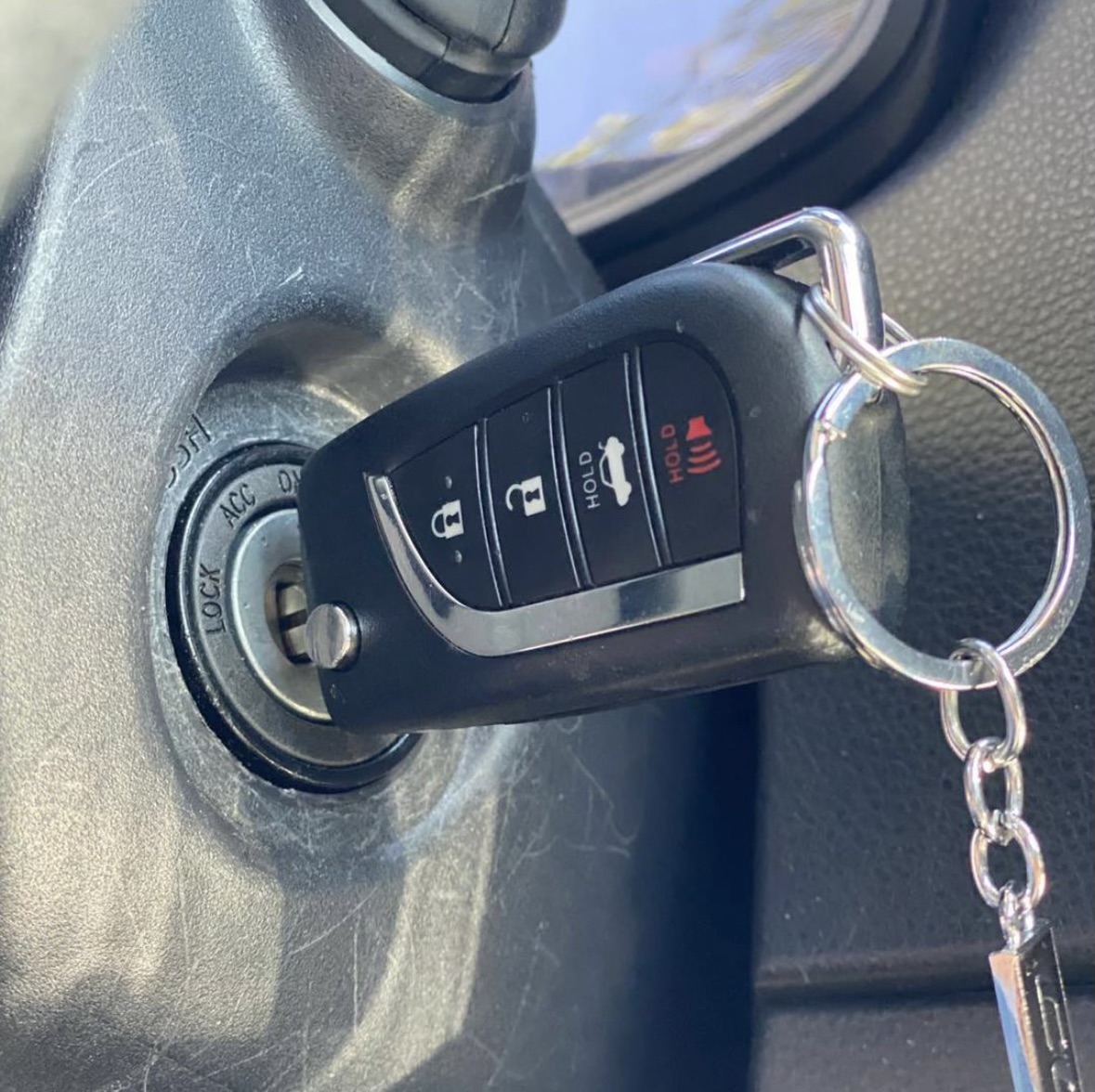 car unlock.jpeg